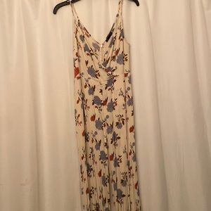 American Eagle split leg jumper